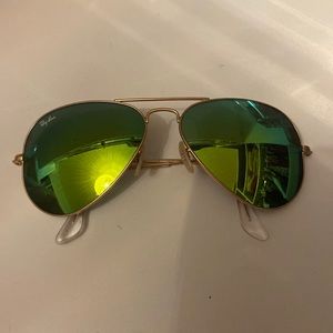 Ray ban green tint aviator glasses